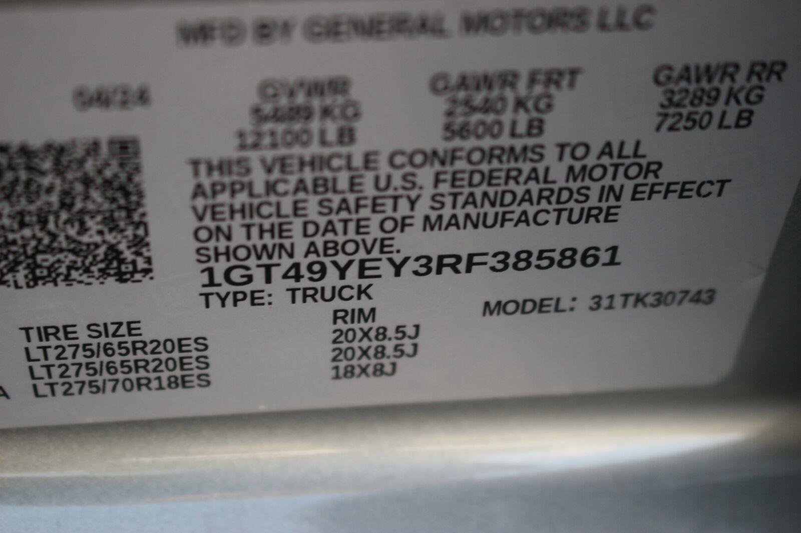 Used 2024 GMC Sierra 3500 Denali Ultimate AWD/4WD image 43