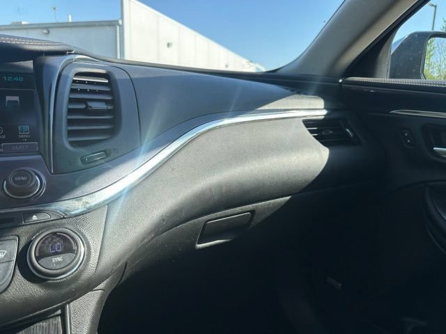 Used 2017 Chevrolet Impala Premier w/ Enhanced Convenience Package FWD image 20