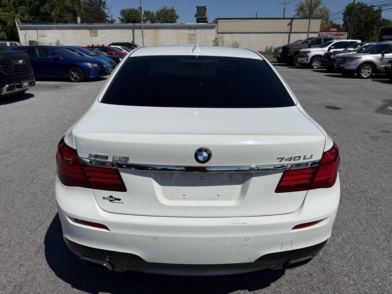 Used 2014 BMW 740Li xDrive w/ Executive Package AWD/4WD image 4