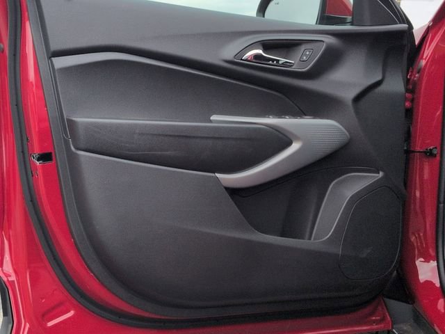 New 2026 Chevrolet Trax LS w/ LS Convenience Package image 17