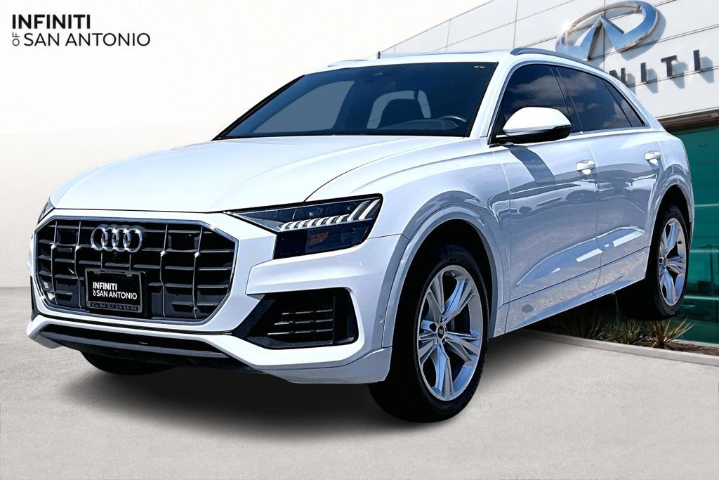 Used 2023 Audi Q8 Premium Plus w/ Premium Plus Package AWD/4WD image 14