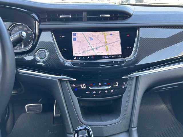 Certified 2024 Cadillac XT6 Sport w/ LPO, Floor Liner Package AWD/4WD image 15