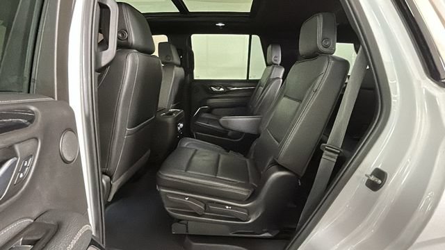 Used 2023 GMC Yukon Denali AWD/4WD image 26