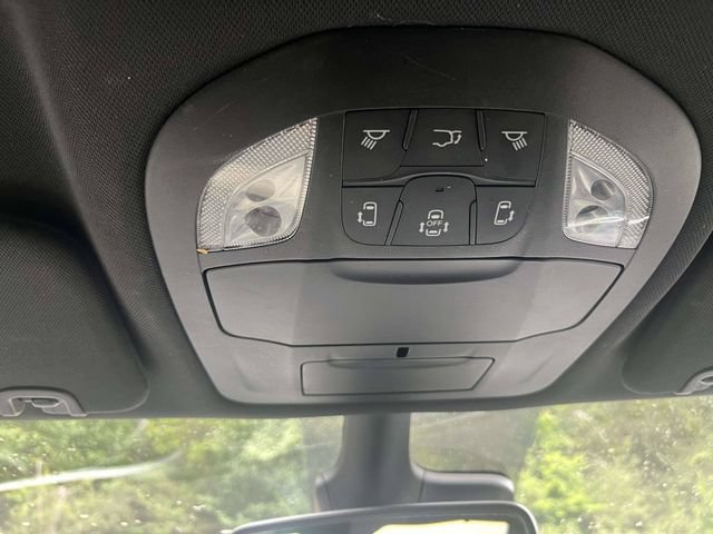 Used 2024 Chrysler Pacifica Touring-L w/ S Appearance Package FWD image 29