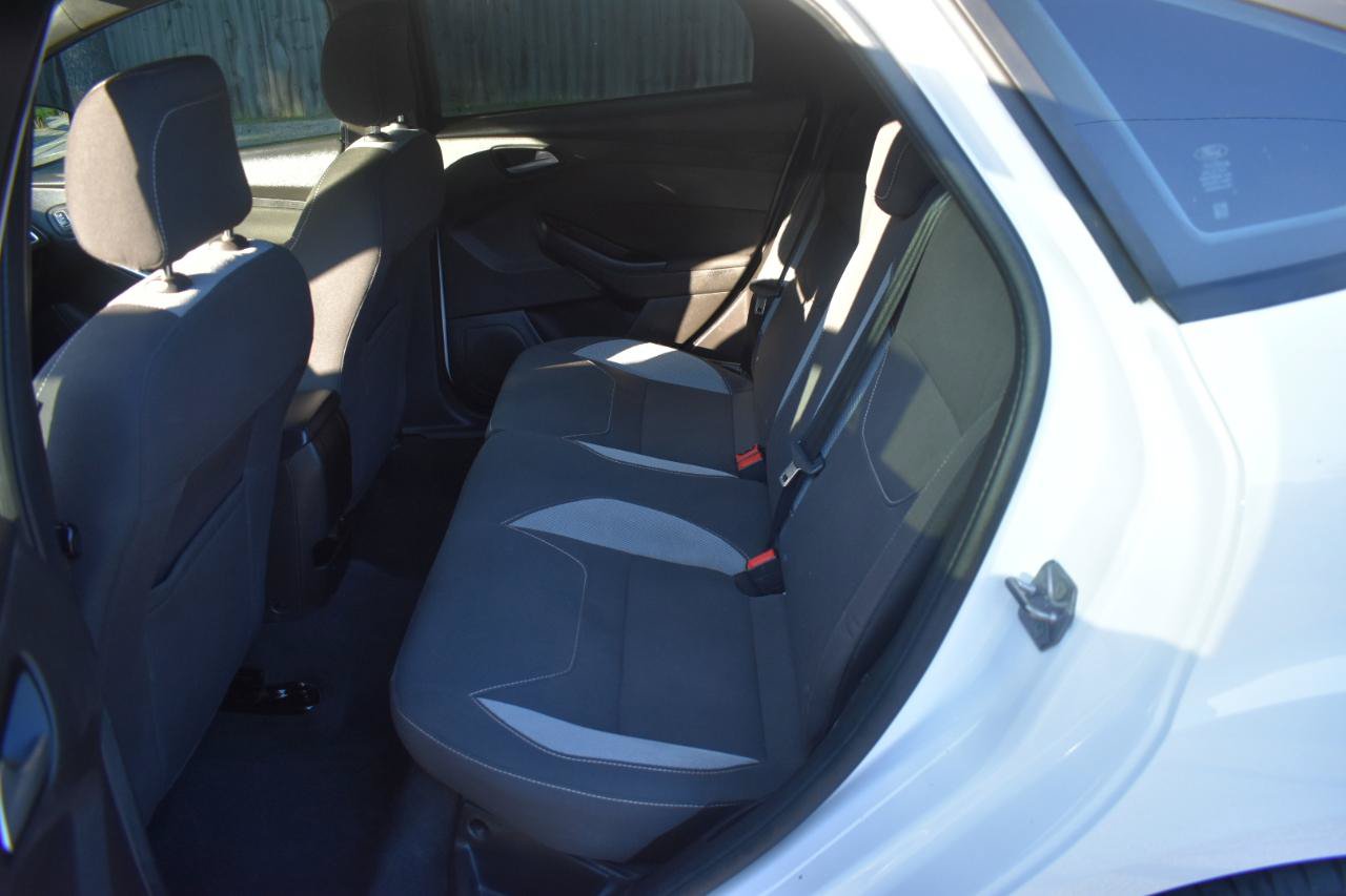 Used 2016 Ford Focus ST FWD image 17