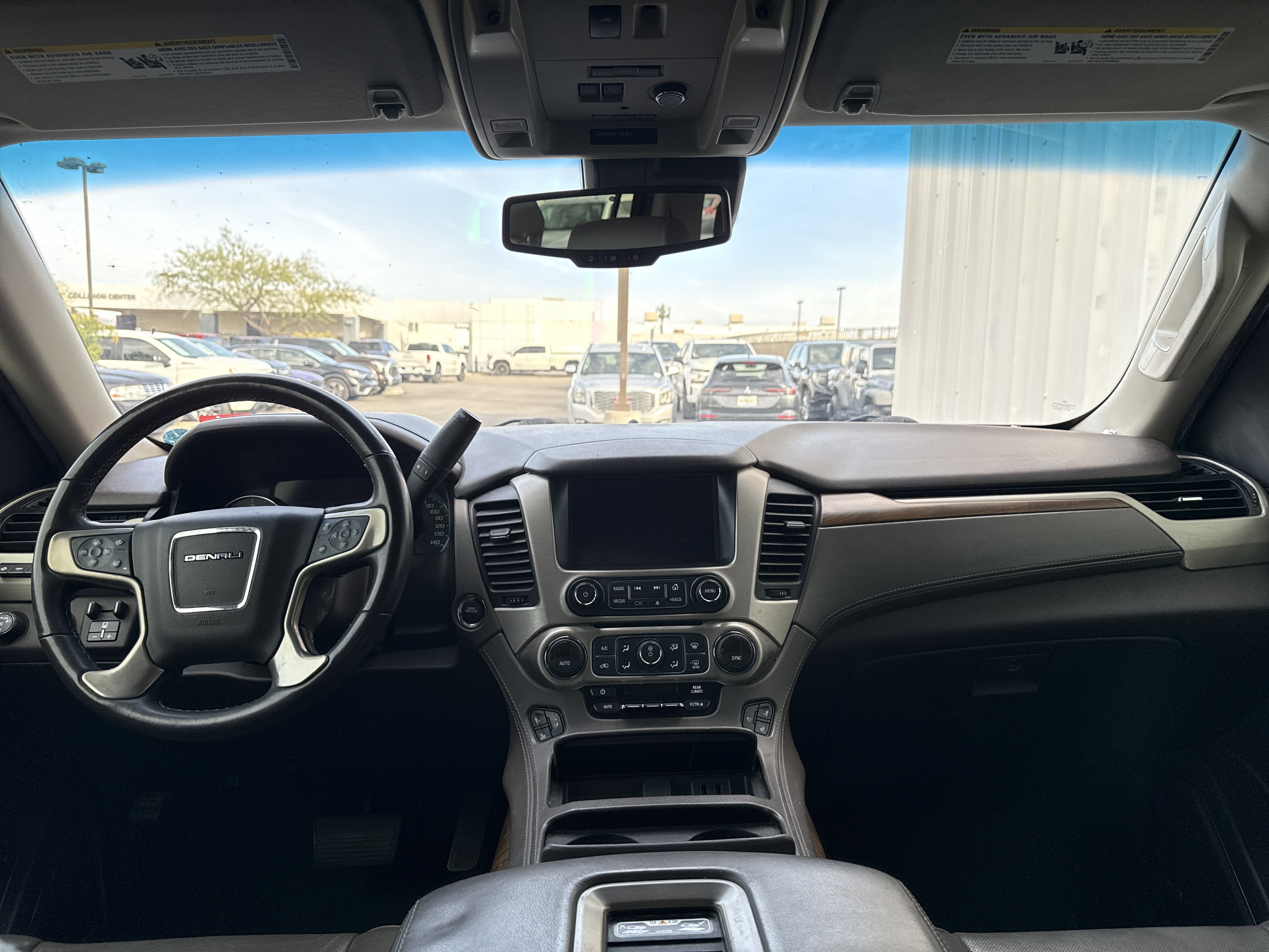 Used 2020 GMC Yukon Denali w/ Denali Ultimate Package image 13