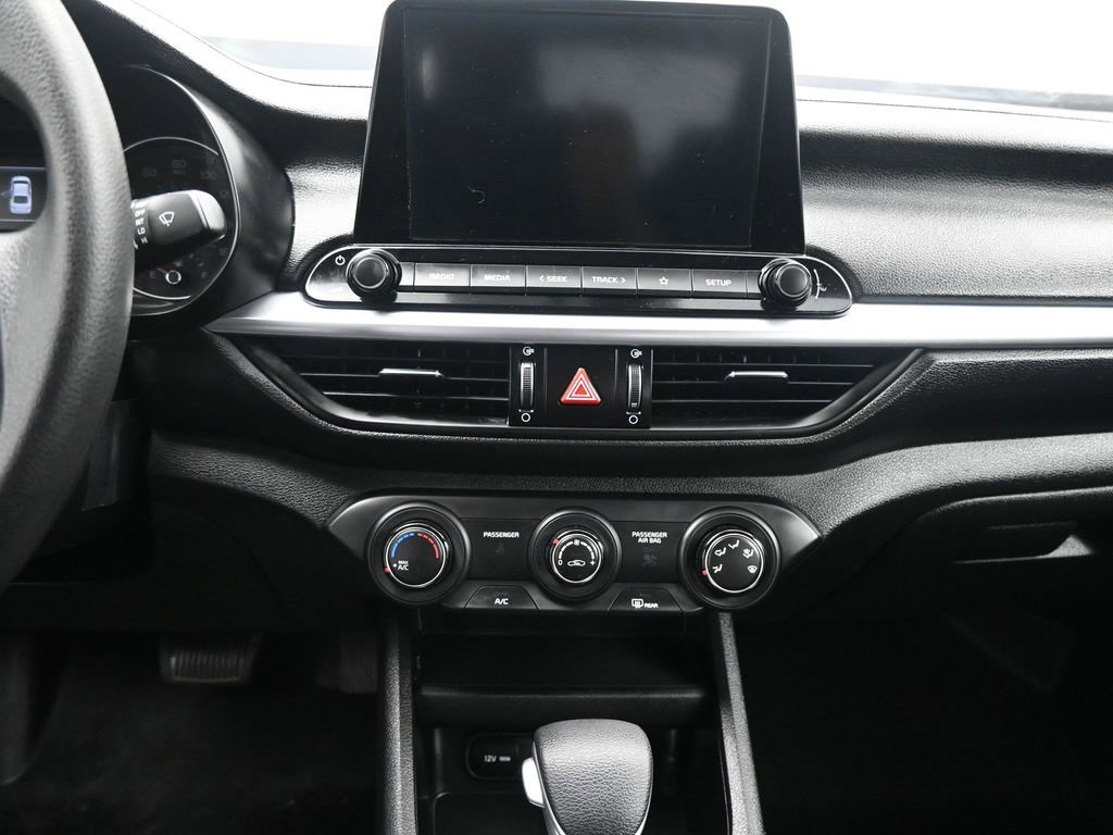 Used 2023 Kia Forte LXS w/ LXS Technology Package image 13