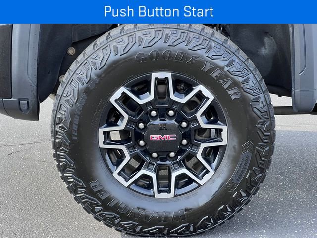 Used 2025 GMC Sierra 2500 AT4X AWD/4WD image 10