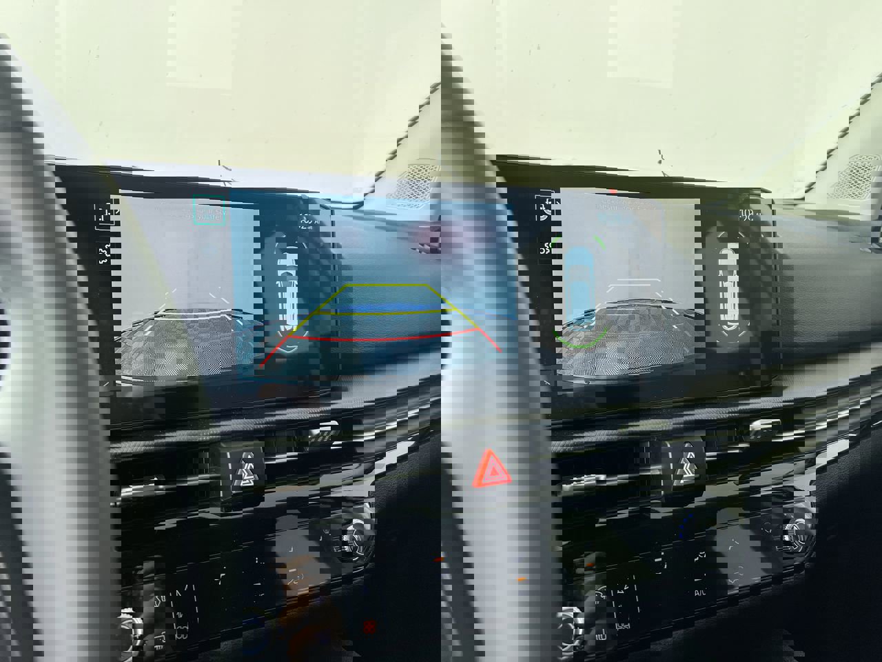 New 2026 Kia Sportage LX image 27