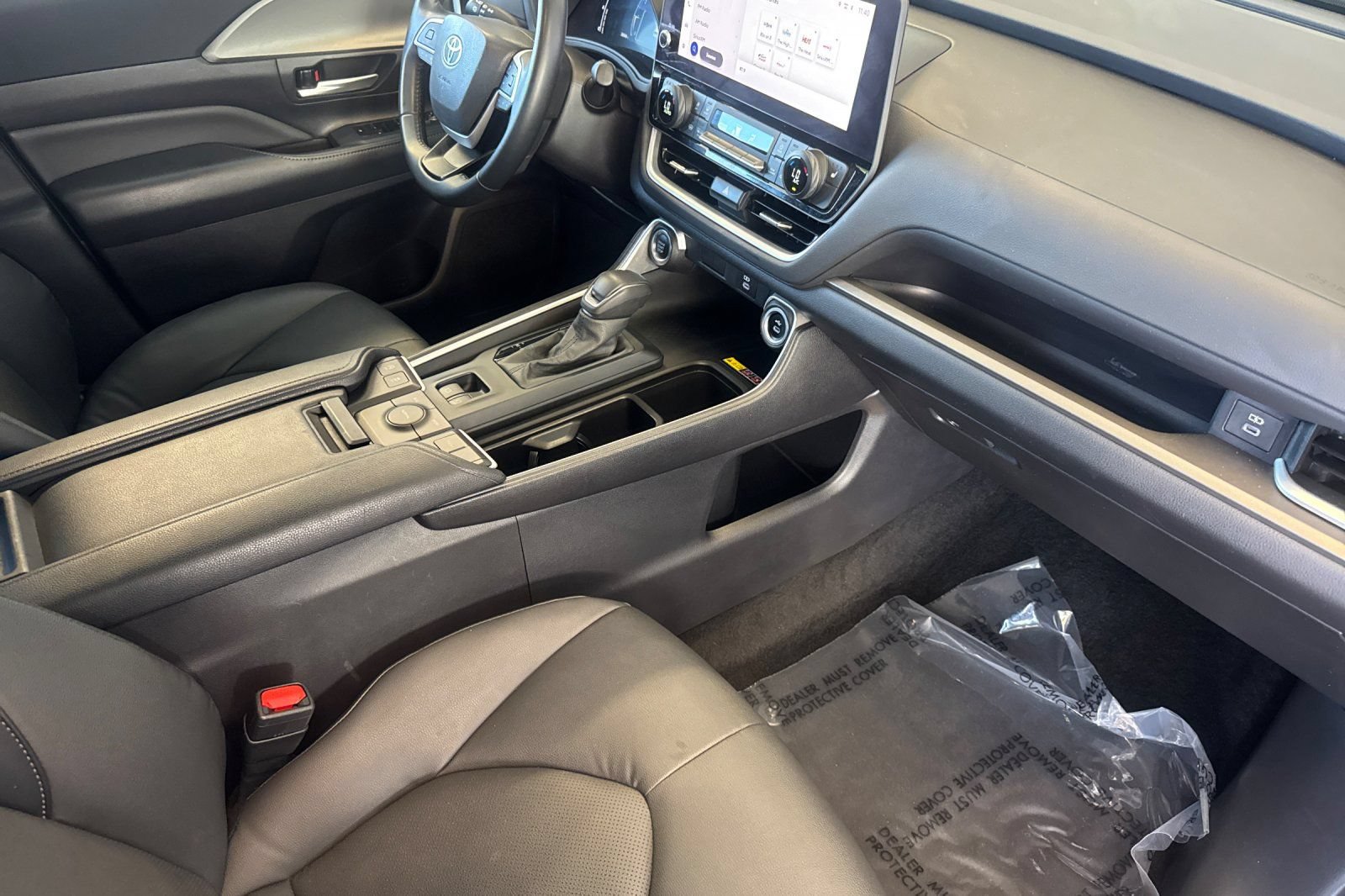 Used 2025 Toyota Grand Highlander FWD image 19