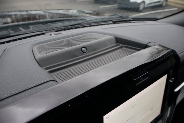 New 2026 Ford F250 Lariat w/ Black Appearance Package image 33
