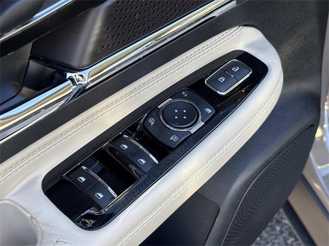 New 2026 Lincoln Corsair Premiere image 22