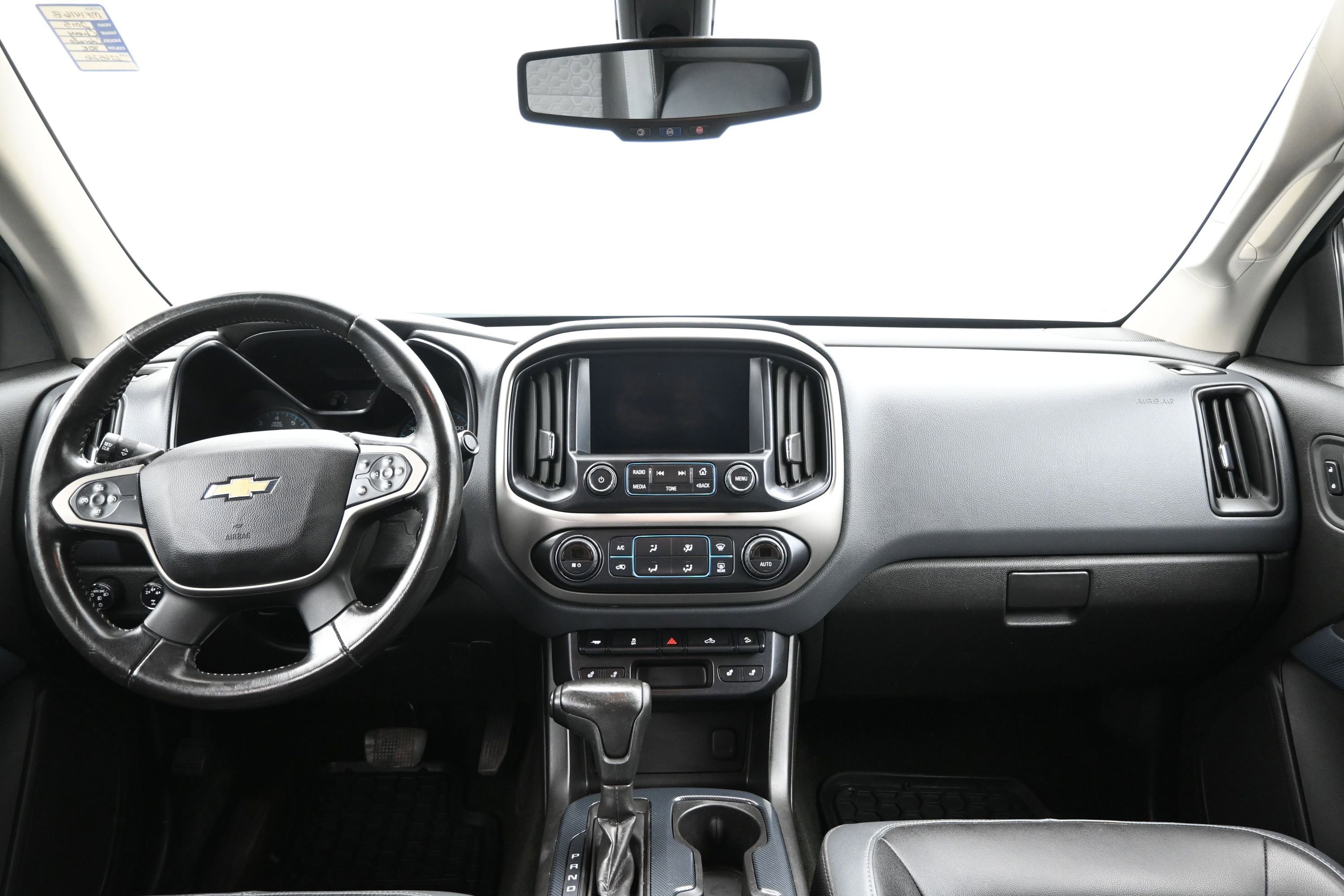Used 2015 Chevrolet Colorado Z71 AWD/4WD image 19