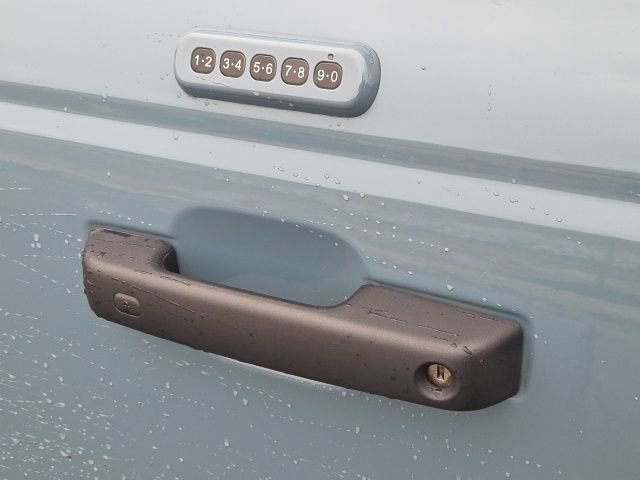 Used 2023 Ford Bronco Everglades image 18