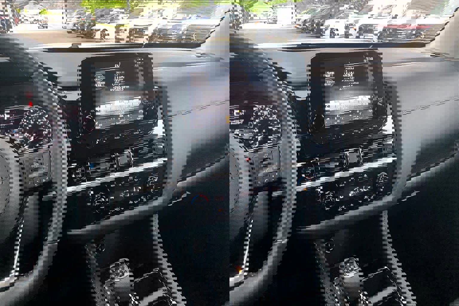 Certified 2025 Nissan Pathfinder SL image 7