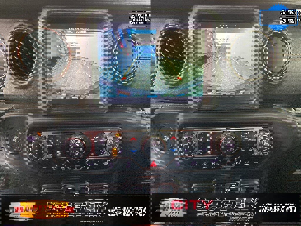 Used 2022 Jeep Wrangler Unlimited Sahara image 23