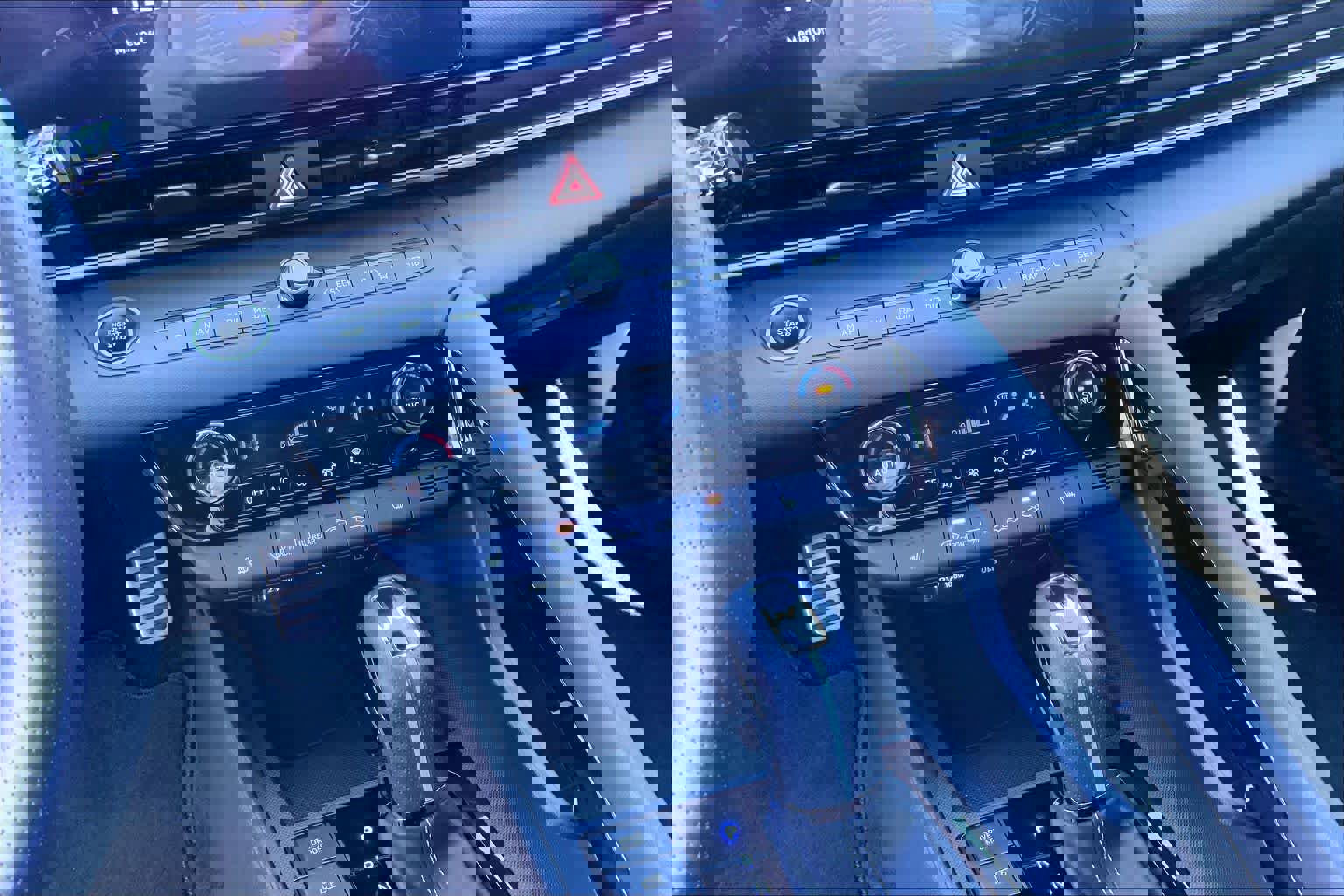 Used 2025 Hyundai Elantra N image 31