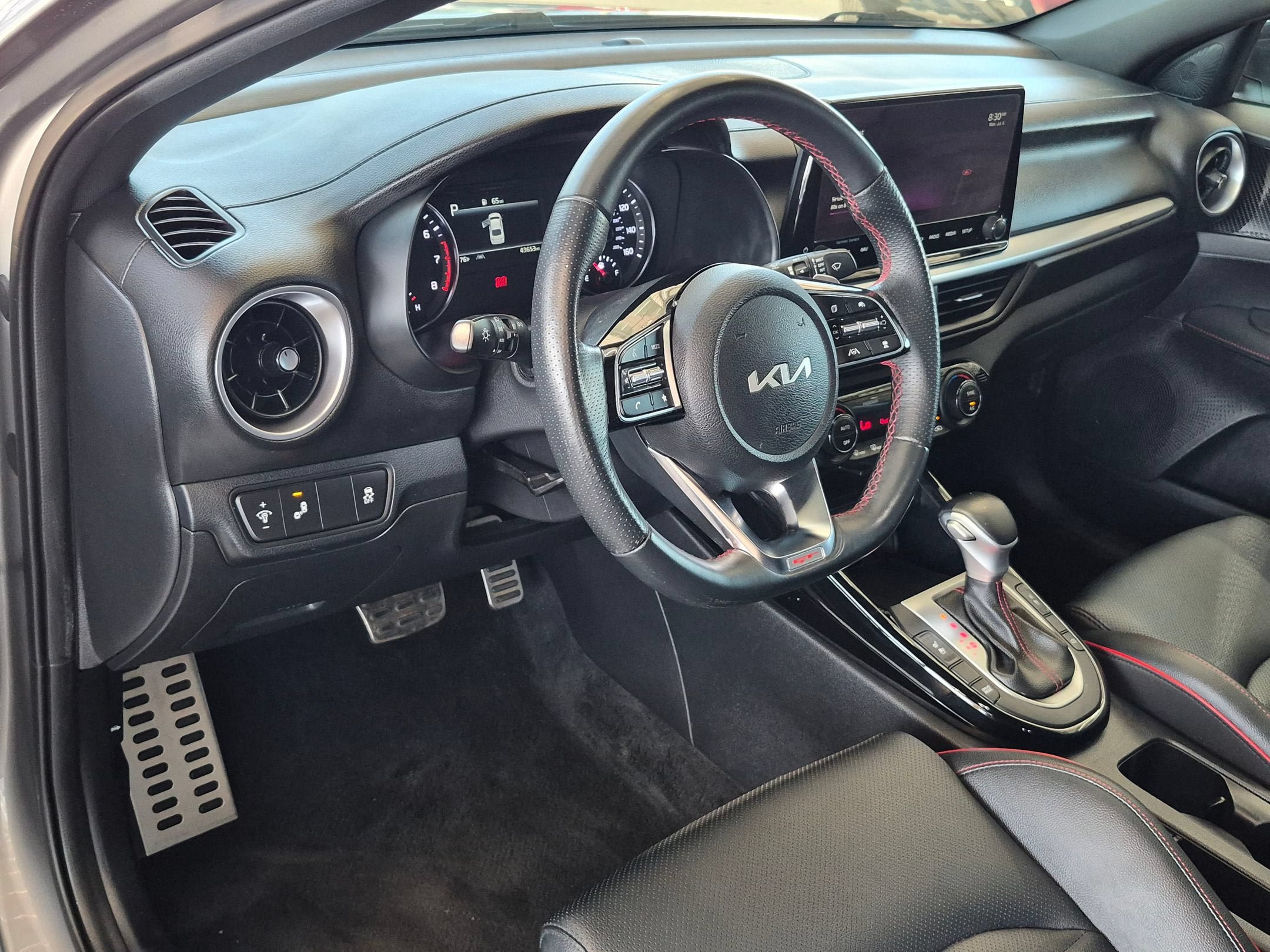 Used 2022 Kia Forte GT w/ GT2 Package FWD image 13