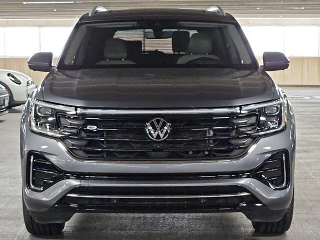 Used 2024 Volkswagen Atlas SEL Premium R-Line AWD/4WD image 2