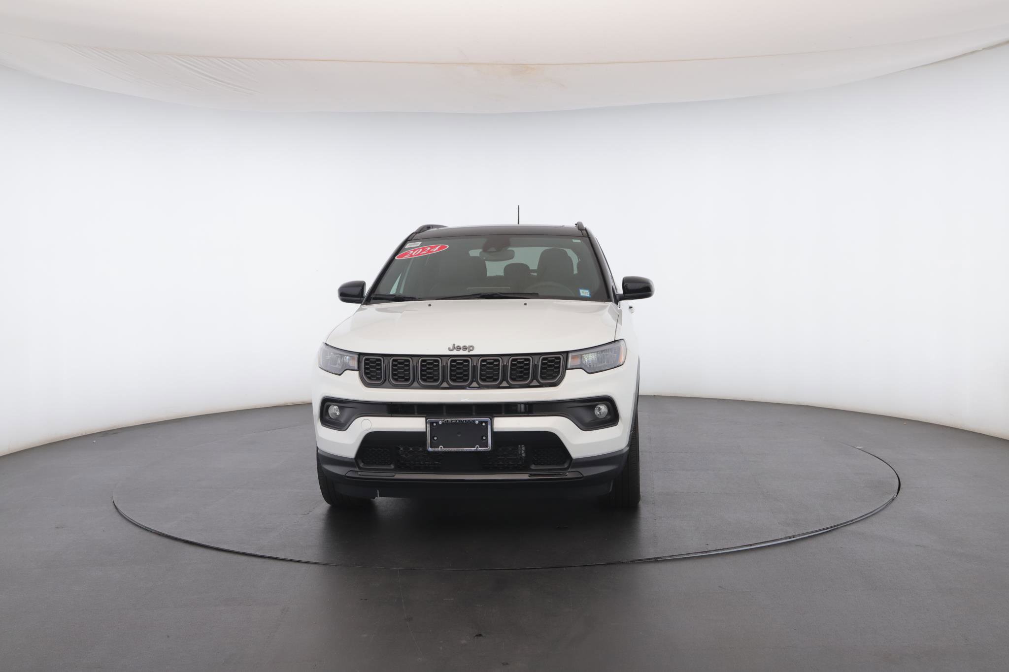 Used 2024 Jeep Compass Latitude w/ Sun and Sound Group AWD/4WD image 38