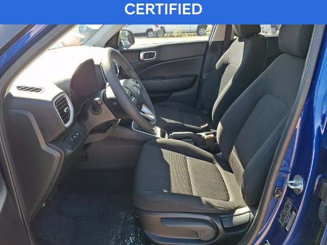 Certified 2022 Hyundai Venue SE FWD image 13