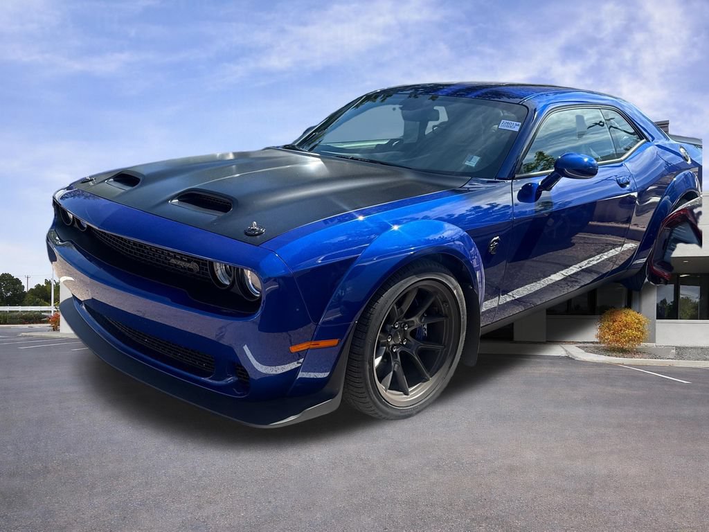 Used 2022 Dodge Challenger SRT Hellcat RWD image 2