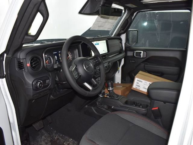 New 2026 Jeep Wrangler Unlimited Rubicon image 30