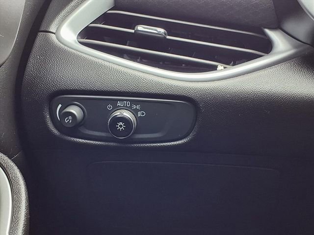 Used 2023 Chevrolet Malibu LT image 18