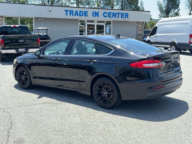 Certified 2019 Ford Fusion SE w/ Equipment Group 151A FWD image 4