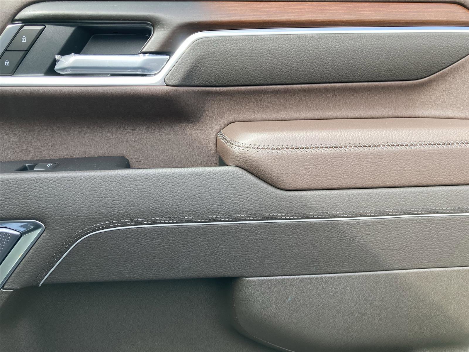 New 2026 GMC Sierra 2500 Denali w/ Denali Reserve Package image 35