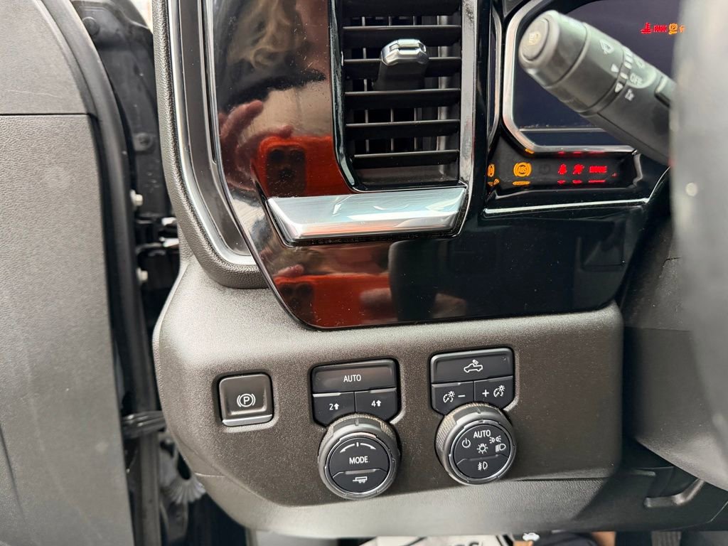 Used 2023 Chevrolet Silverado 1500 RST w/ Redline Edition image 17