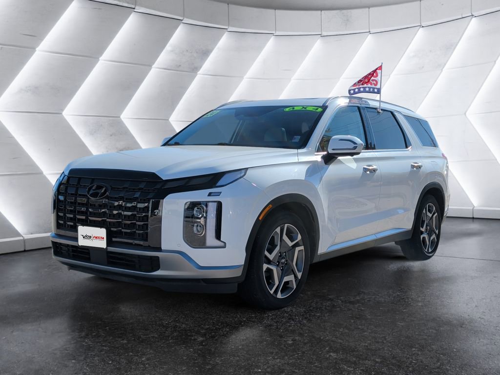Used 2024 Hyundai Palisade Limited image 3