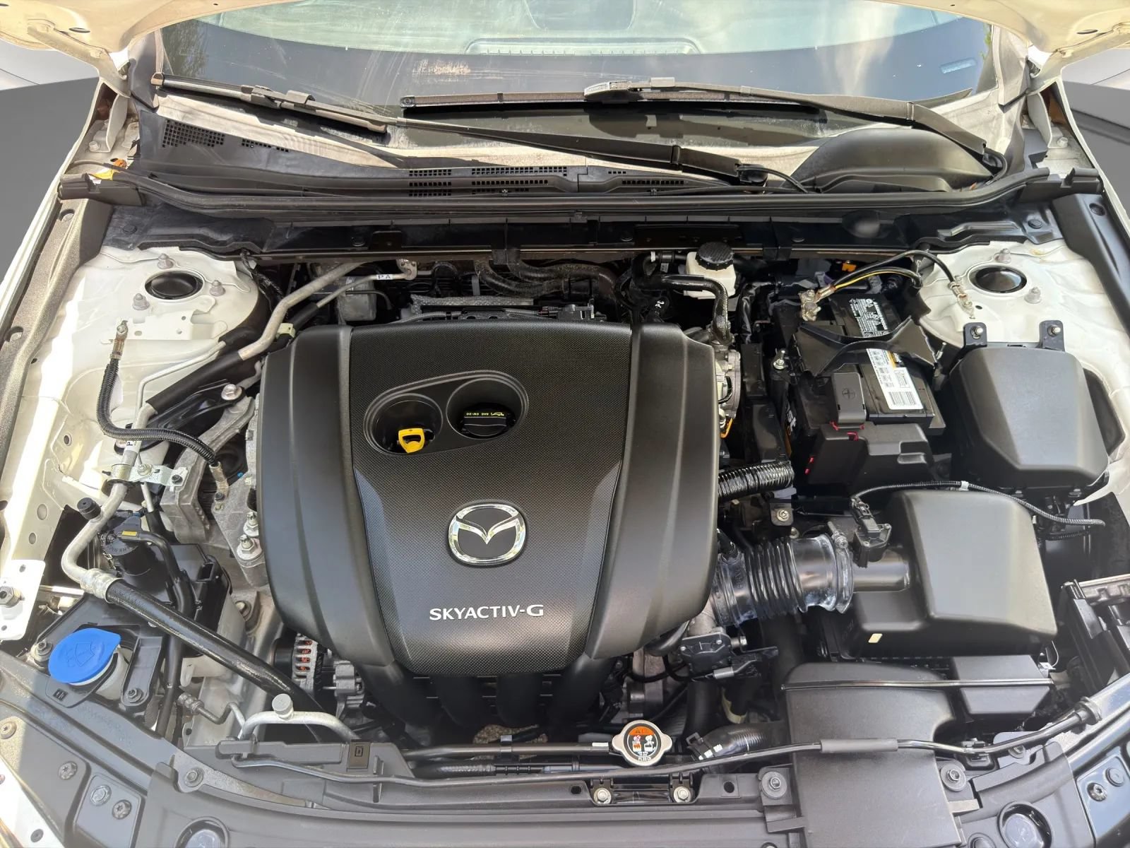 Used 2020 MAZDA MAZDA3 Hatchback FWD image 21