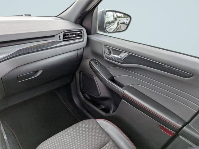 Used 2023 Ford Escape ST-Line w/ Tech Pack #1 FWD image 16