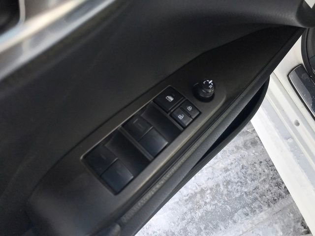 Used 2023 Toyota Camry SE image 18