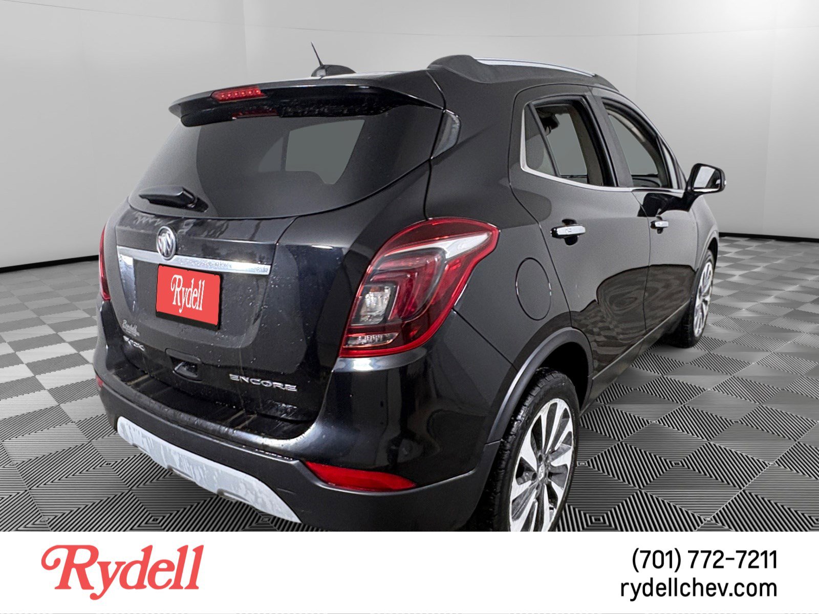 Used 2018 Buick Encore Preferred image 5