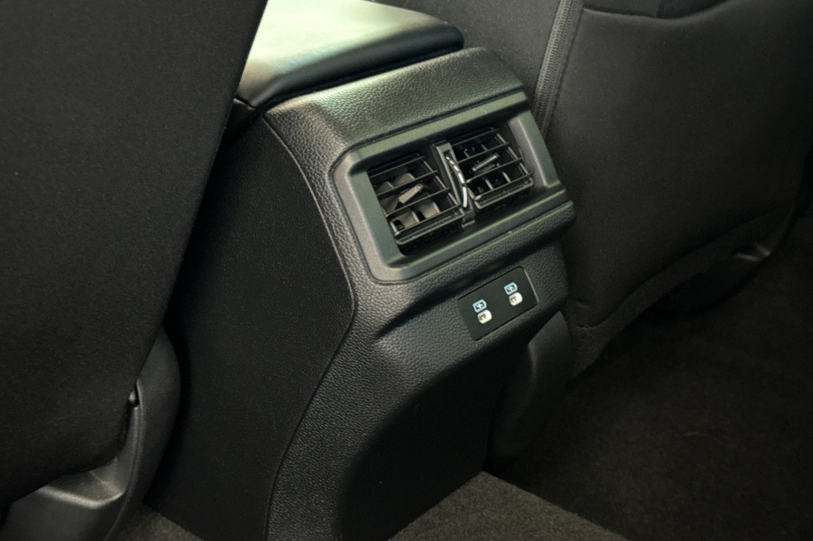 Used 2025 Honda Accord SE image 16