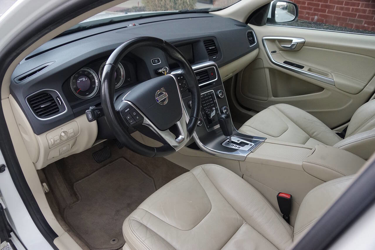 Used 2012 Volvo S60 T5 image 19