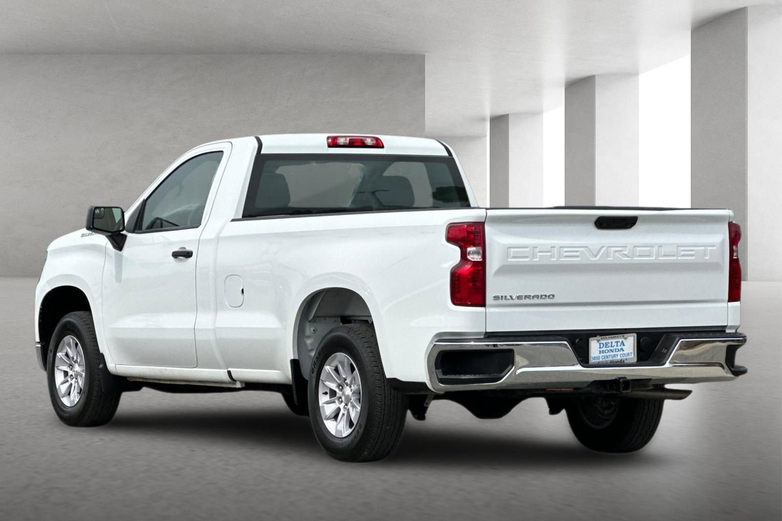 Used 2025 Chevrolet Silverado 1500 W/T RWD image 6