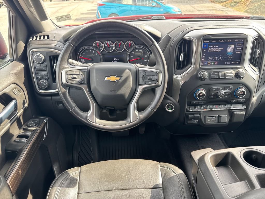 Used 2020 Chevrolet Silverado 1500 LT w/ All-Star Edition image 14