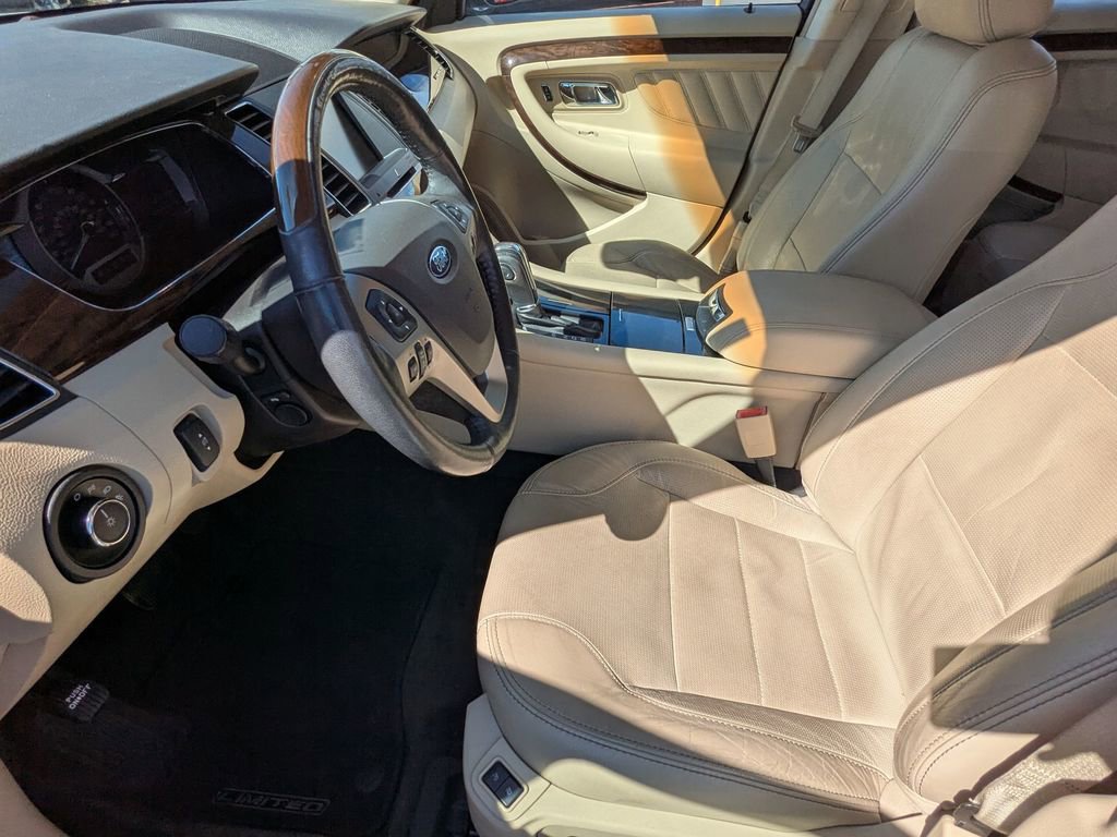 Used 2014 Ford Taurus Limited w/ Equipment Group 301A image 16