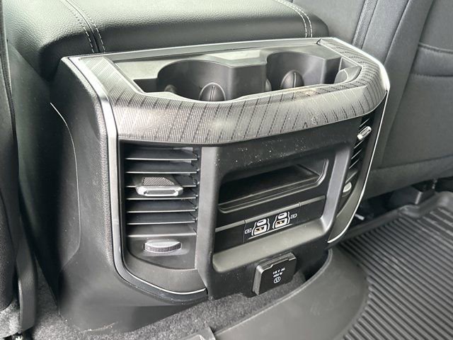New 2026 RAM 1500 4x4 Crew Cab image 24