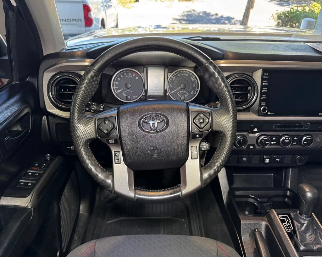 Used 2021 Toyota Tacoma SR5 AWD/4WD image 17