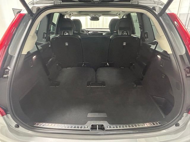 Used 2025 Volvo XC90 B5 Core image 7