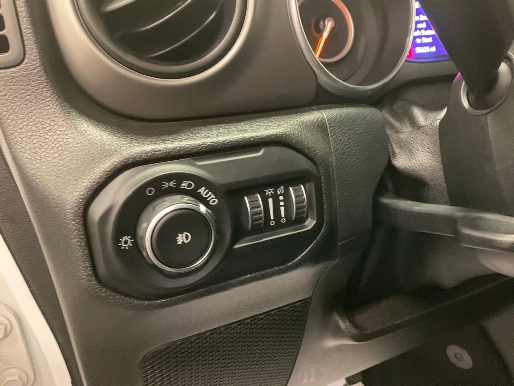 Used 2018 Jeep Wrangler Unlimited Sport S image 13