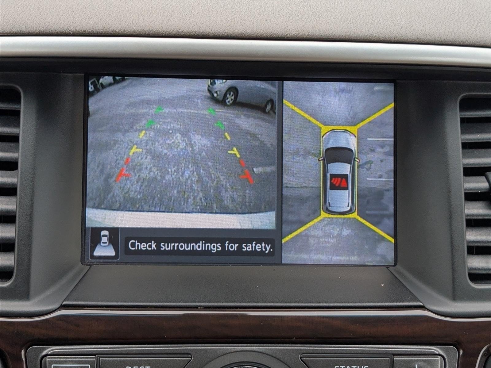 Used 2015 Nissan Pathfinder SL w/ SL Tech Package FWD image 32