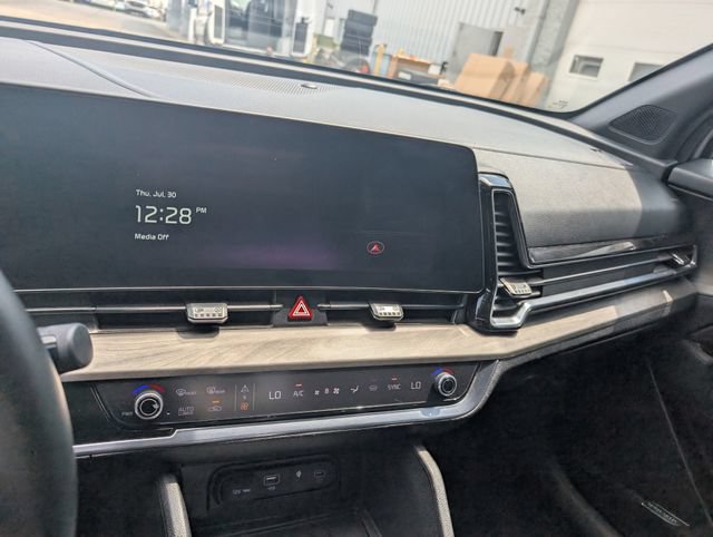 Used 2023 Kia Sportage X-Pro AWD/4WD image 19