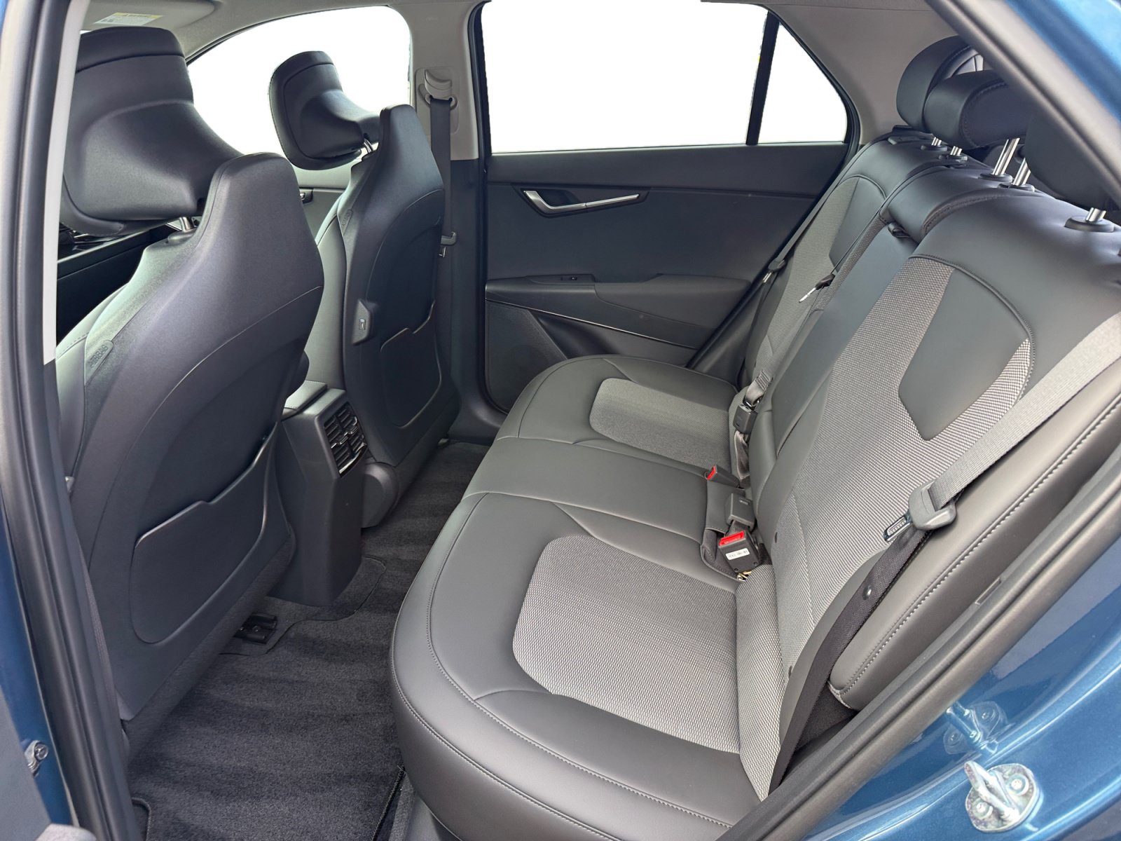 Used 2024 Kia Niro Wind FWD image 16