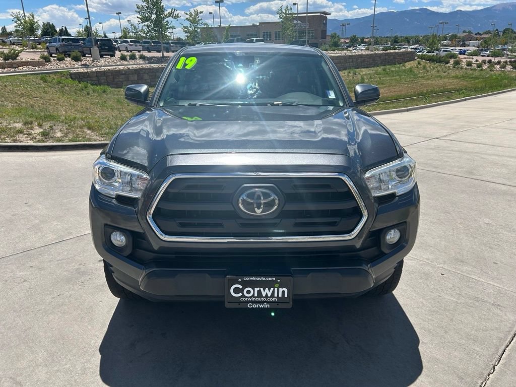 Used 2019 Toyota Tacoma SR5 AWD/4WD video 2