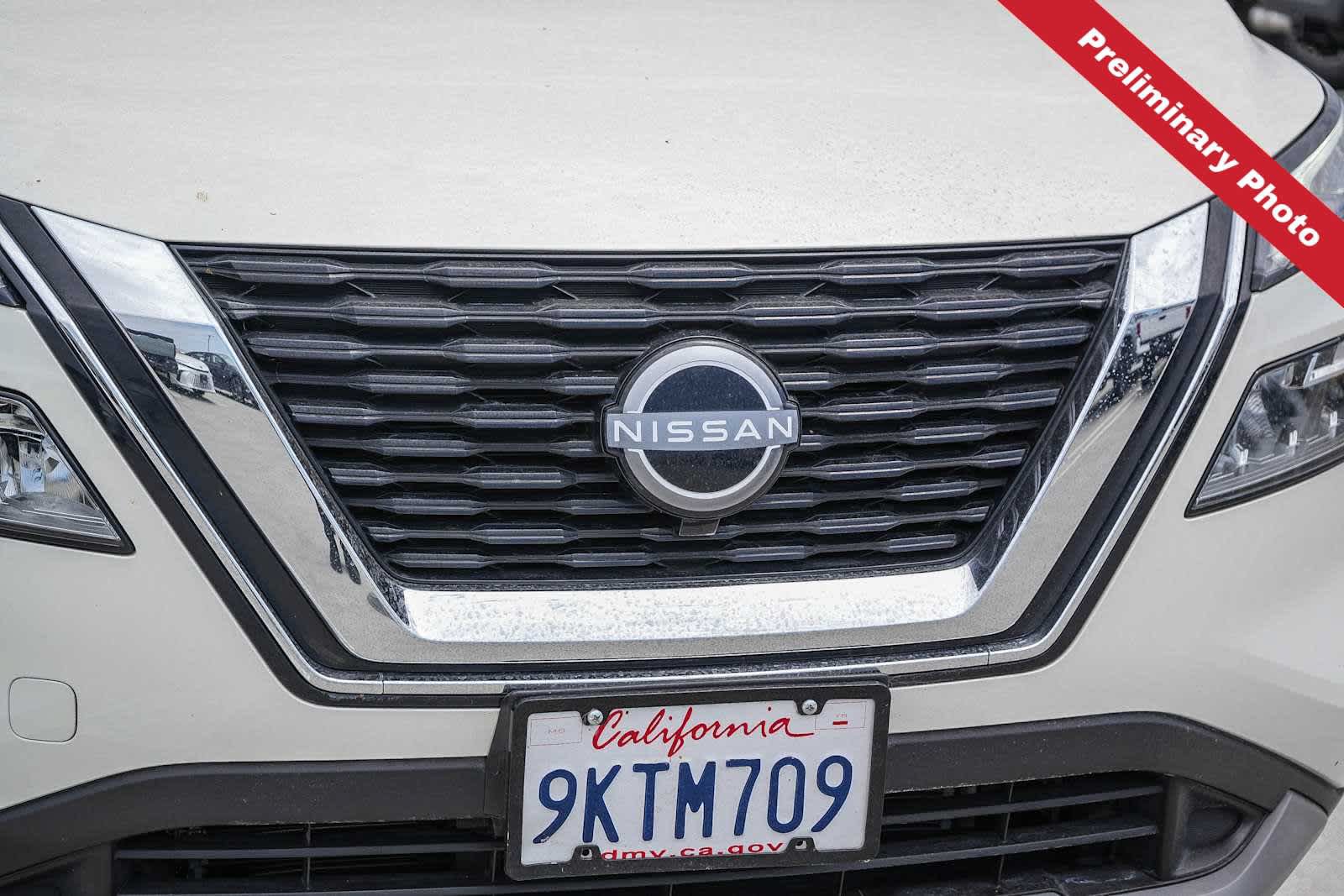 Used 2023 Nissan Rogue SV FWD image 5